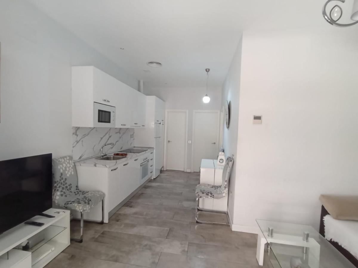 Los Nidos Carihuela New&Beach Torremolinos Exteriör bild
